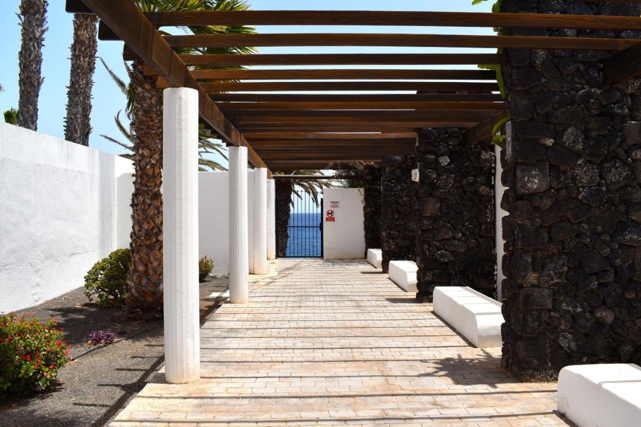 Sunny Bungalow In Front Of The Sea 3 Bedrooms Costa Teguise Esterno foto