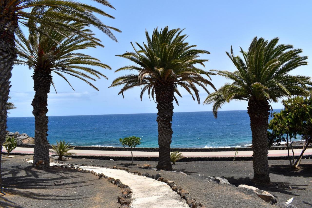 Sunny Bungalow In Front Of The Sea 3 Bedrooms Costa Teguise Esterno foto